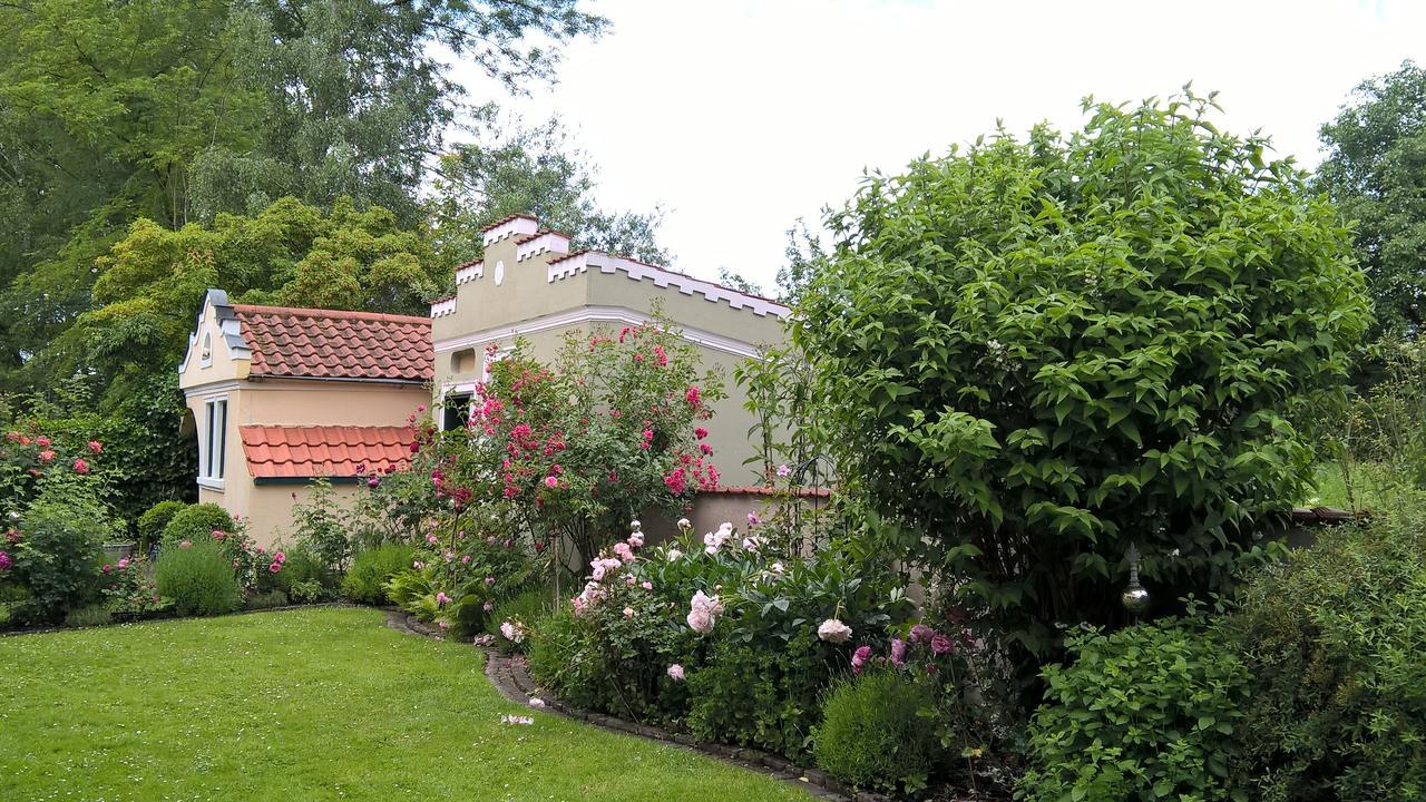 Kleine Iphofen, Fruehstueckszauber, No Waste, Nachhaltig, Nahe Aller Weingueter, Knauf Gips Kg Und Connekt, Kleines Secret Mit Garten & Terrassen, Tv Mirrorring, 55